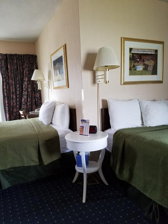 Knights Inn Mackinaw City Bagian luar foto